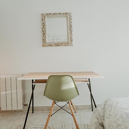 Charming Rooms In Shared Apartment Near Camp Nou บาร์เซโลนา ห้อง รูปภาพ