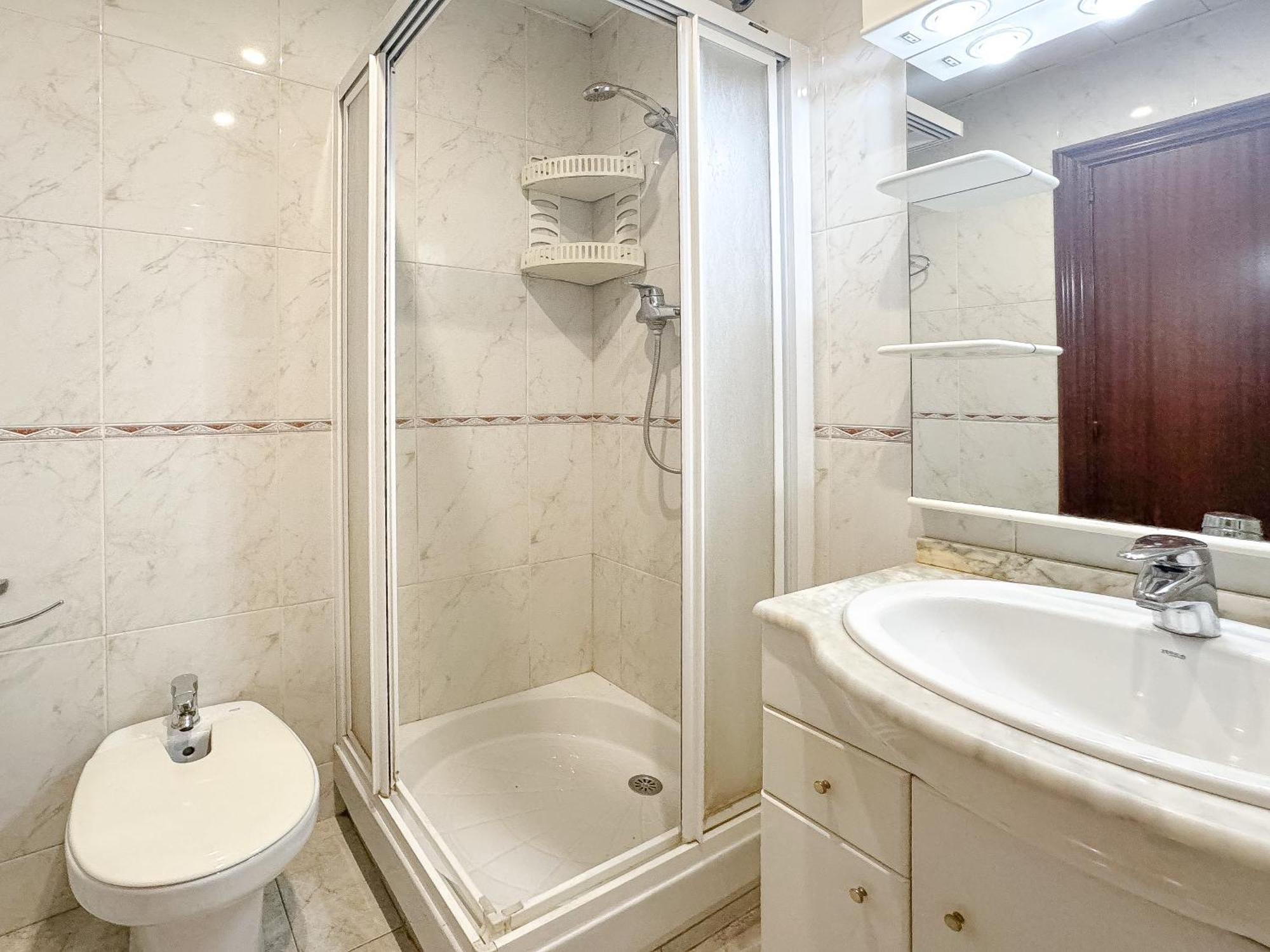 Charming Rooms In Shared Apartment Near Camp Nou บาร์เซโลนา ภายนอก รูปภาพ