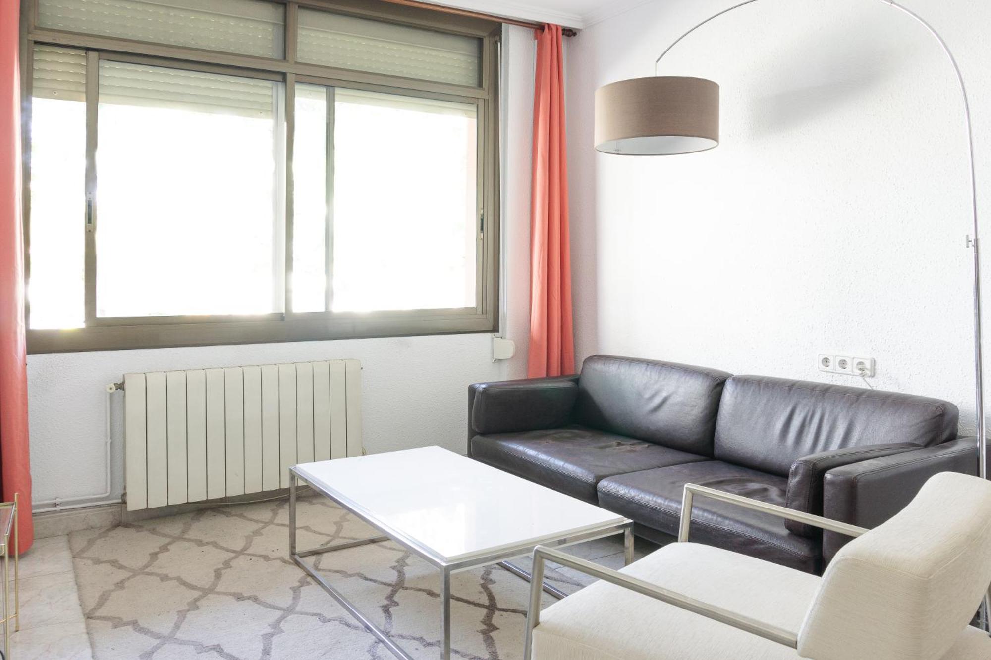 Charming Rooms In Shared Apartment Near Camp Nou บาร์เซโลนา ภายนอก รูปภาพ