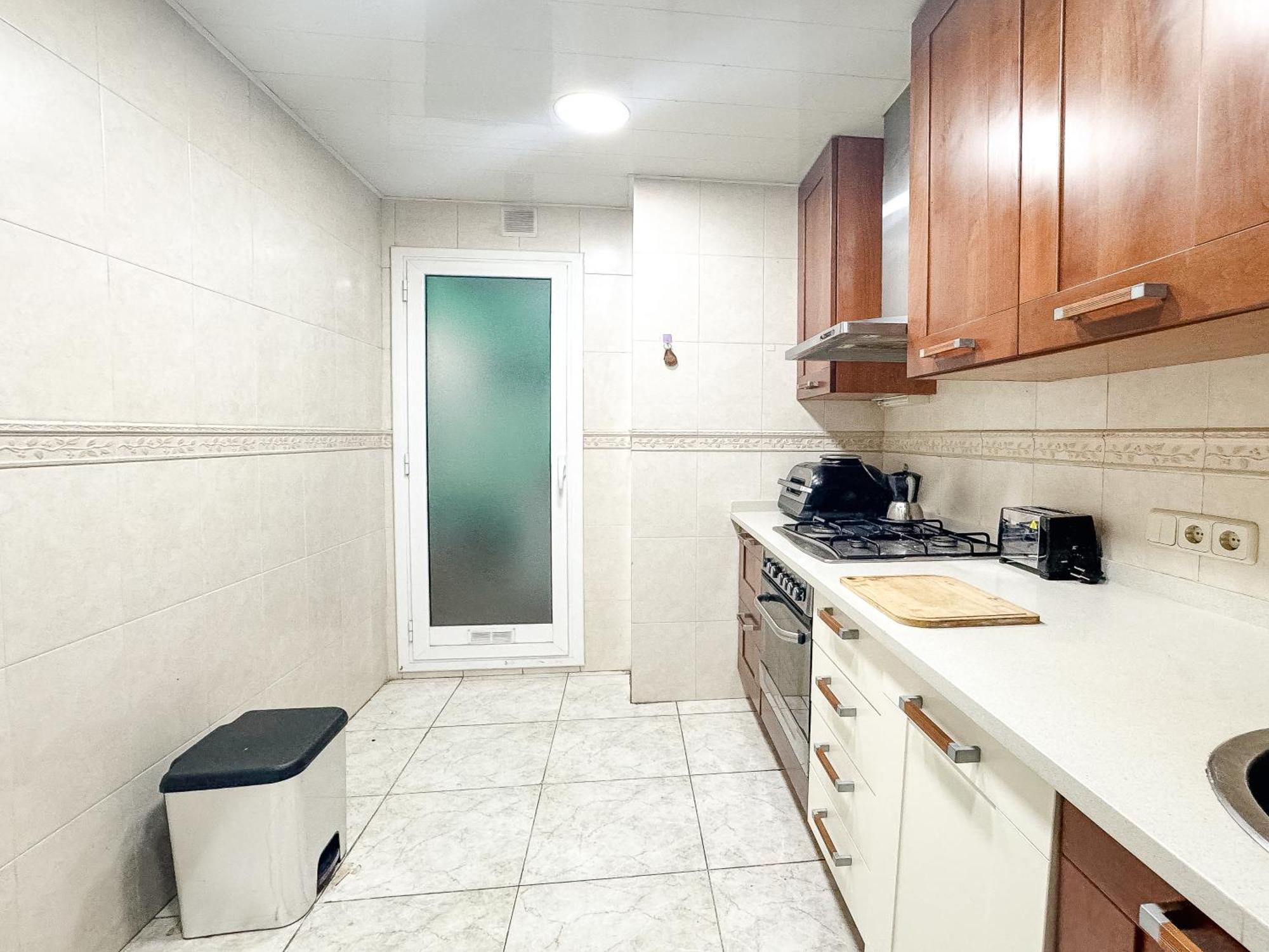 Charming Rooms In Shared Apartment Near Camp Nou บาร์เซโลนา ภายนอก รูปภาพ